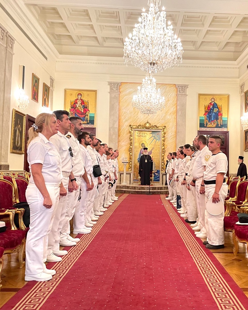 Επίσκεψη Αξιωματικών και πληρώματος Σκαφών Π.Ν. στον Πατριάρχη Αλεξανδρείας