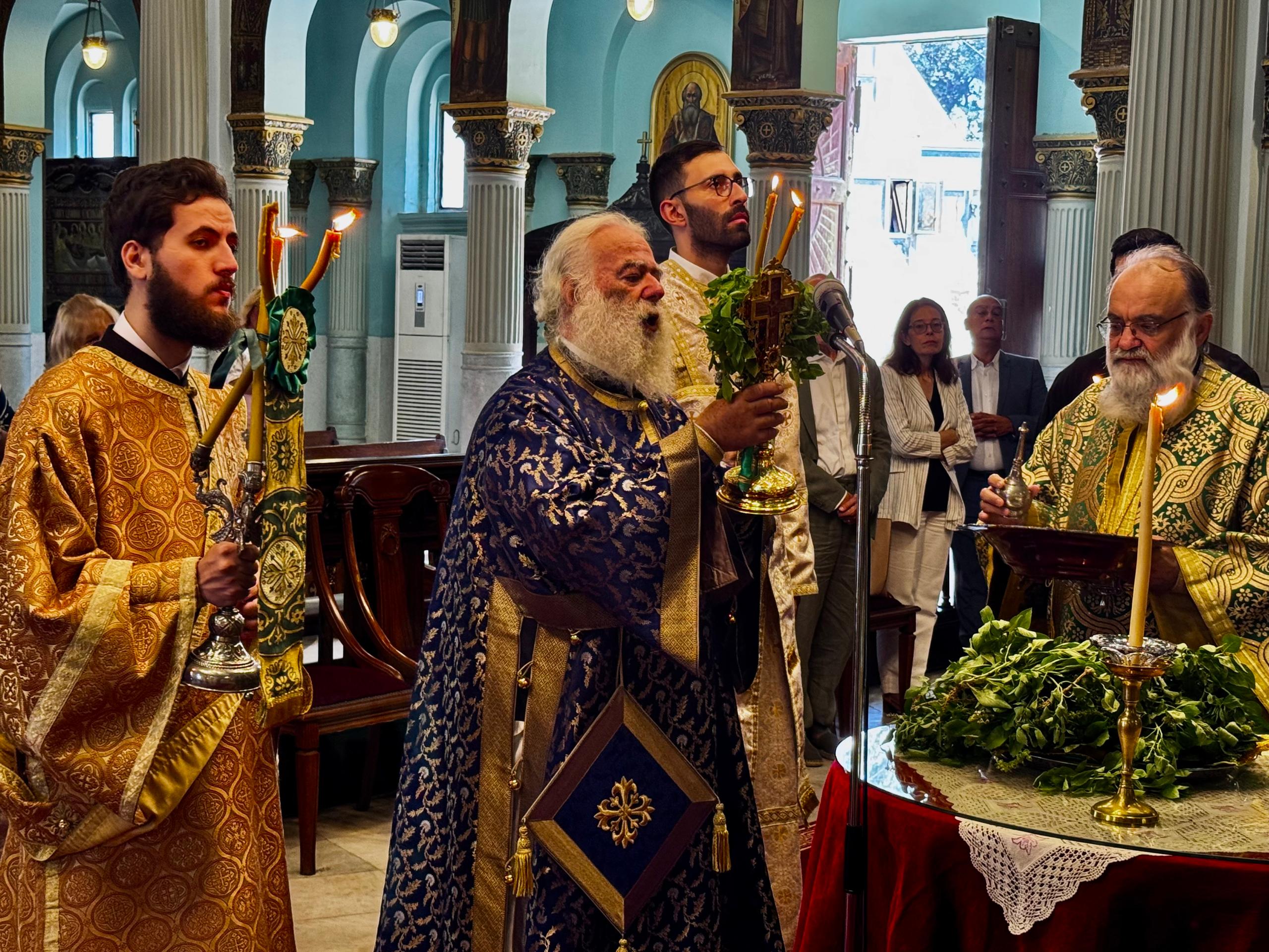 Με λαμπρότητα η εορτή της Υψώσεως του Τιμίου Σταυρού
